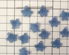 画像2: ヴィンテージ/ドイツ/プラスチック/フラワードロップ/フロストブルーグレー(1個) (2)
