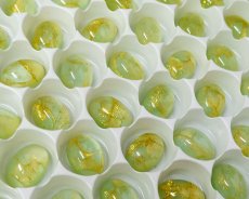 画像3: チェコ/ガラスカボション/ミルキーグリーン×ゴールド/約14×10mm (3)