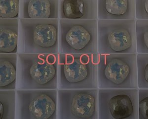 画像1: オーストリア製クリスタルガラス/#4483/ホワイトオパール/12mm(1個)