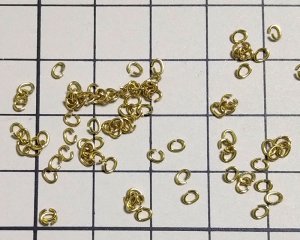 画像1: メッキなし真鍮/Cカン/約2×3mm/線径0.5mm(約1g)