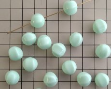 画像3: ヴィンテージ/ドイツ/ルーサイト/バルーン/ライトグリーン/約11mm(1個) (3)