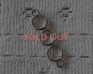 画像1: レジン用空枠/ラウンドコネクター/ニッケル(1個)