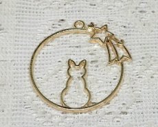 画像1: レジン用カラワク/流れ星と猫/ライトゴールド（1個） (1)