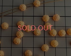 画像2: チェコガラスビーズ/2ホールカボション/ローズ/オレンジ(8個）