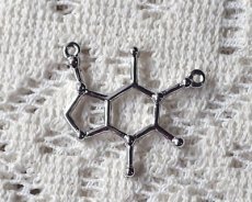 画像1: 化学構造式メタルパーツ/シルバー/カフェイン/27×23mm(2個) (1)
