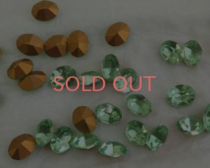 画像1: ヴィンテージスワロフスキー/#286/ペリドット/10×8mm(1個)
