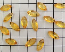 画像2: ヴィンテージ/ヨーロッパ/プラスチック/トパーズマーキスドロップ（4個） (2)