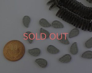 画像2: チェコガラスビーズ/フラットリーフ/ブラックダイヤモンド(10個）