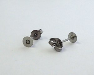 画像1: USA製チタン&ステンレスピアス/4mm皿(1ペア)