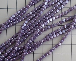 画像2: チェコガラスビーズ/ラスターオペークパープル/キューブ/4mm(45個)