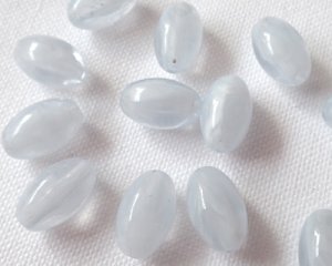画像1: プラスチックビーズ/オーバル/アイスブルーマーブル(10個)