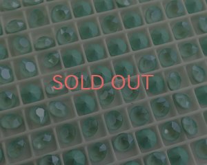 画像2: オーストリア製クリスタルガラス/#1088/ミントグリーン /29ss(4個)