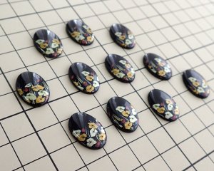 画像2: ヴィンテージ/ドイツ/プラスチックカボション/ブラックフラワー/18×13mm(1個)