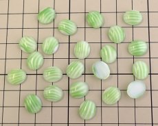 画像2: ヴィンテージ/ドイツ/ガラス/ストライプ/グリーン/約12×10mm（1個) (2)