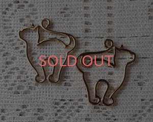 画像1: メタル/ねこフレーム/約22×38mm/K16GPメッキ(1個)売り切りSALE 50%OFF