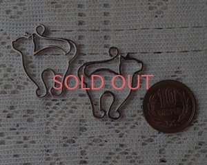 画像2: メタル/ねこフレーム/約22×38mm/本ロジウムメッキ(1個) 売り切りSALE 50%OFF