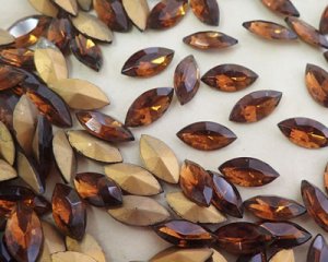 画像1: ヴィンテージ/チェコ/スモークドトパーズ/ナベット/15×7mm(2個)