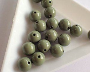 画像1: 日本製/アクリル塗装/ラウンド/苔色/約8mm(2個）