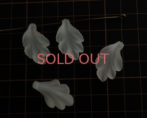 画像2: ヴィンテージ/ドイツ/ルーサイト/ライトピンクロストリーフペンダント（1個）