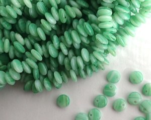 画像1: チェコガラスビーズ/パフラウンドドロップ/6mm/グリーンストライプ（10個）