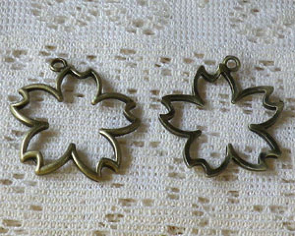 画像2: /メタルチャーム/桜(3個) (2)