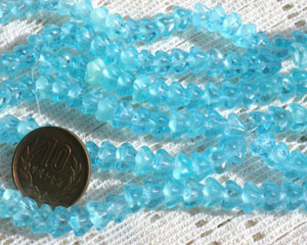 画像2: チェコ/蓄光ビーズ/ベルフラワー/アクア(4個) (2)