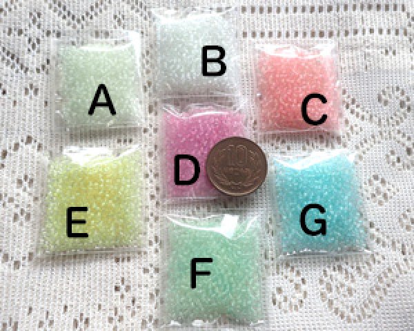 画像2: 蓄光シードビーズ/丸小サイズ(A〜G) (2)