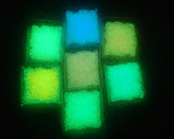 画像4: 蓄光シードビーズ/丸小サイズ(A〜G) (4)