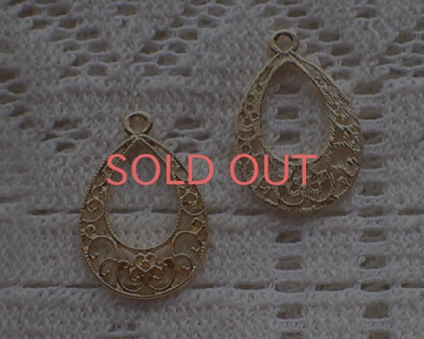 画像1: /メタルチャーム/透かしドロップ/ライトゴールド(1個) (1)