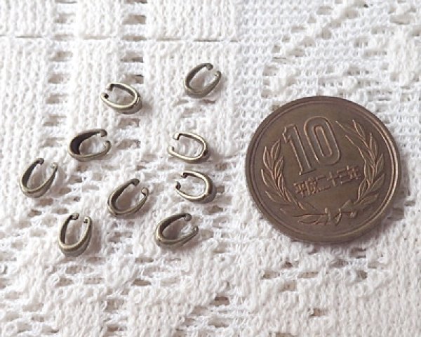 画像2: バチカン金具/金古美(1個) (2)