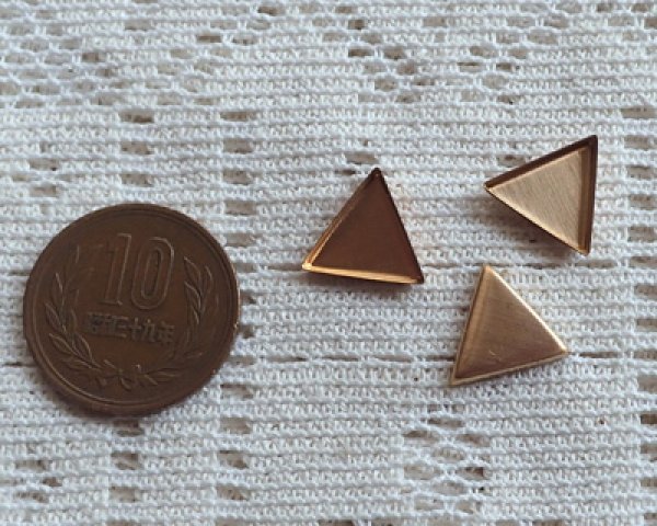画像2: ブラス皿/トライアングル/11mm(2個) (2)