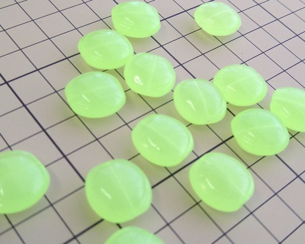 画像2: ヴィンテージ/ドイツ/プラスチック/レトロスクエア/マスカット（2個） (2)