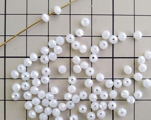 画像2: ガラスビーズ/ボタンカット/ホワイトラスター/約4mm(20個) (2)
