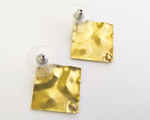 画像2: メッキなし真鍮/ステンレスポストピアス/ウエーブスクエア(1ペア) (2)