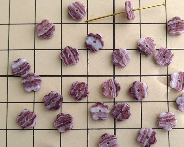画像2: チェコガラスビーズ/フラワー/ミニパープルストライプ/約7mm(10個) (2)