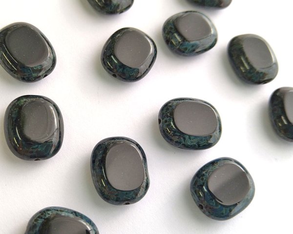 画像1: チェコガラスビーズ/ウィンドウオーバル/ブラックピカソ/約14×12mm(2個) (1)