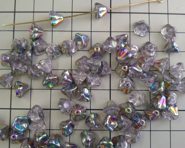 画像2: チェコガラスビーズ/ベルフラワー/ハーフメタリック/ライトアメシスト(10個) (2)