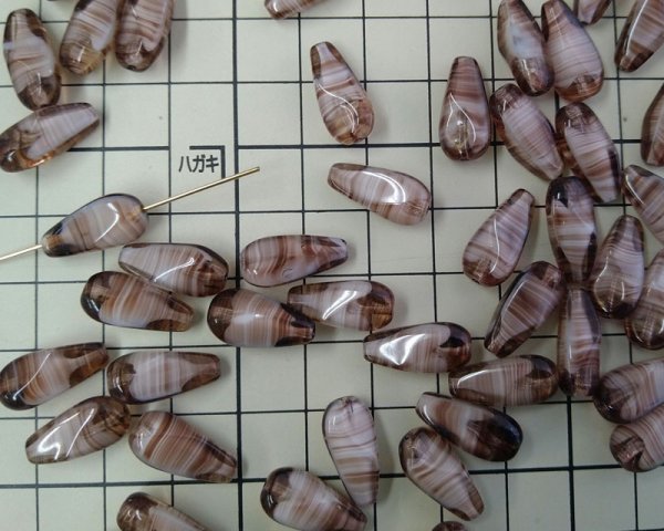 画像2: チェコガラスビーズ/ツイストドロップ/パープルブラウンストライプ/約18×7mm(2個) (2)