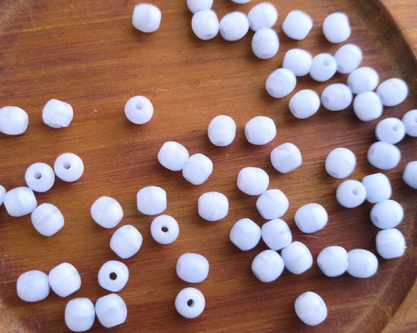 画像2: チェコガラスビーズ/ミニバレル/約4mm/ベビーブルーマーブル(30個) (2)