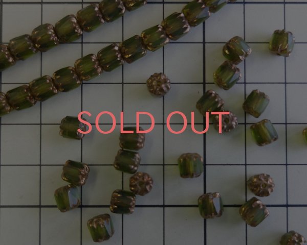 画像3: チェコガラスビーズ/アンティークスタイルオクタゴナル/マットオリーブ/約6×5mm（10個） (3)