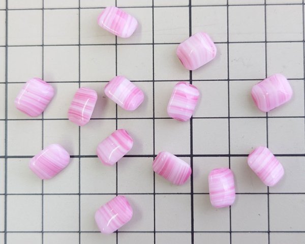 画像2: ヴィンテージ/ドイツ/ガラスストーン/ピンクストライプ/約10×8mm(1個) (2)
