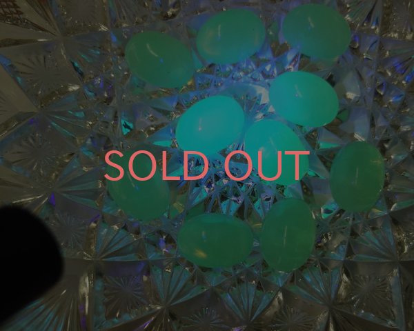 画像3: ヴィンテージ/USA/アクリルカボション/ミルキーグリーン/約25×18m(1個） (3)