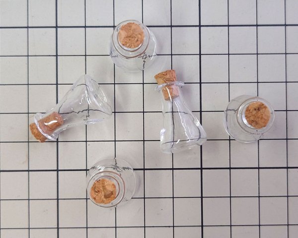 画像2: コルク付きガラス瓶/三角フラスコ風/約25×16mm(1個) (2)