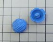 画像2: ヴィンテージ/イングランド/プラスチック/ブルーヤーンボタン（1個） (2)