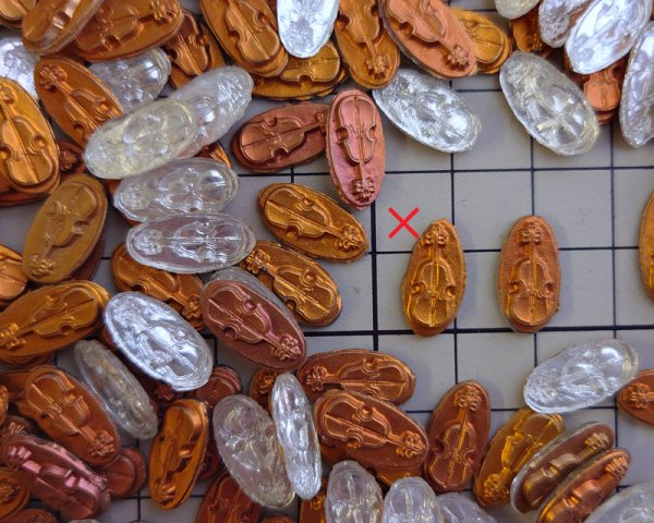 画像2: ns303/ヴィンテージ/ドイツ/ガラスカメオ/弦楽器/約16×8mm（1個） (2)