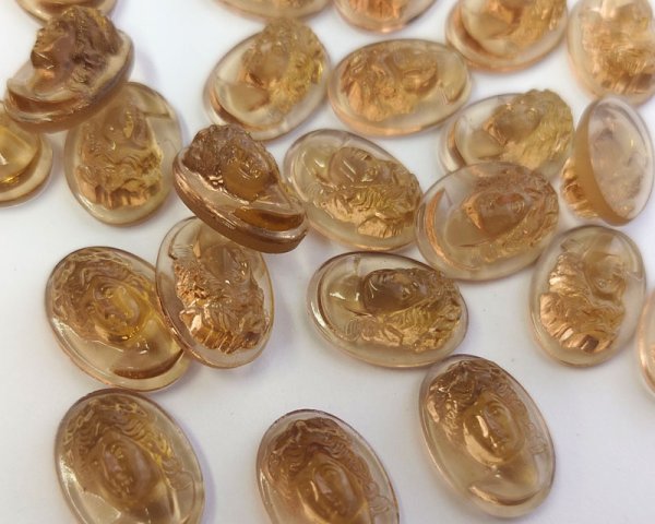 画像2: ns324/ヴィンテージ/ドイツ/ガラスカメオ/ライトスモークトパーズ/約18×13mm/(1個) (2)