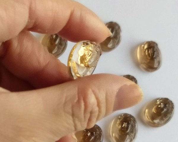 画像4: ns324/ヴィンテージ/ドイツ/ガラスカメオ/ライトスモークトパーズ/約18×13mm/(1個) (4)