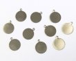 画像1: 鉄製貼り付け用メタルパーツ/シルバー/約12mm(1個) (1)