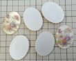 画像3: ns339/ヴィンテージ/ドイツ/プラスチックカボション/花束/約40×30mm(1個） (3)