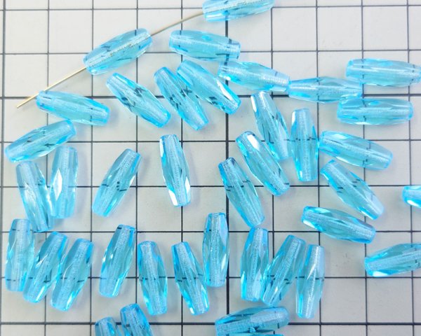画像2: チェコガラスビーズ/カットロングオーバル/アクアマリン/約15×6mm（2個） (2)